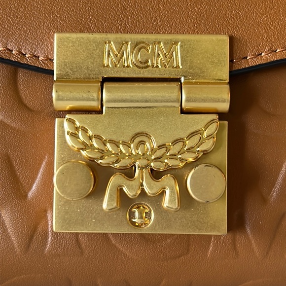 “Host Pick” MCM Patricia Cognac Wallet On Chain - Picture 5 of 13